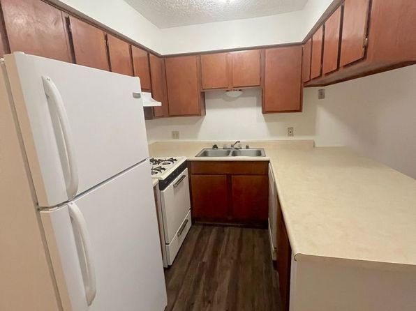 3210 Tulane Dr NE