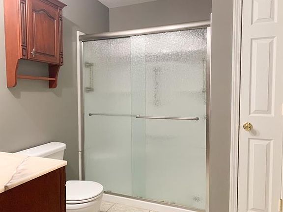 5th image of 762 Osborne Ln
