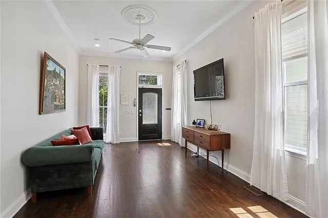 740 Florida Blvd — Photo 4