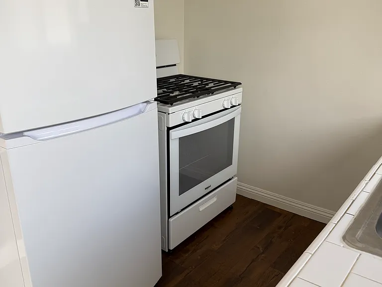 8717 Cattaraugus Ave #3 — Photo 3