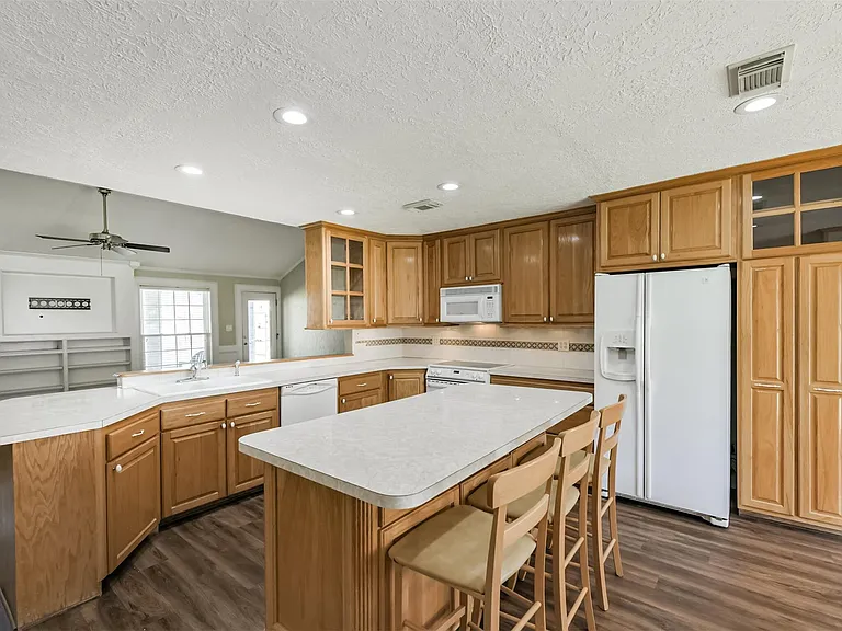 23227 Briarcreek Blvd — Photo 10
