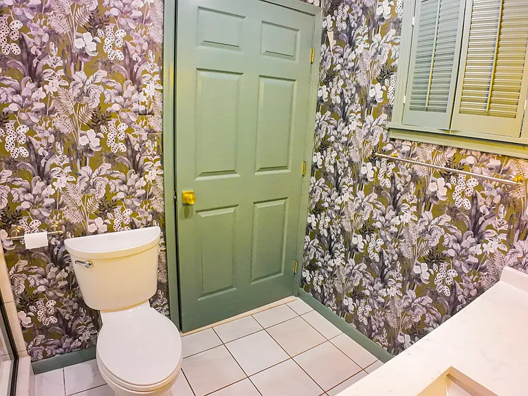 110 Willow Dr — Photo 37