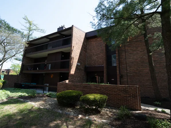 14511 Central Ct APT M1, Oak Forest, IL 60452