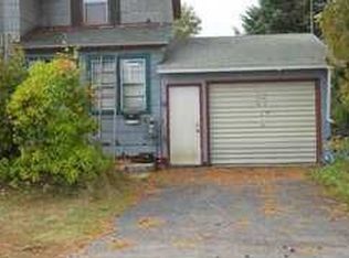 57253 10th St, Calumet, MI 49913