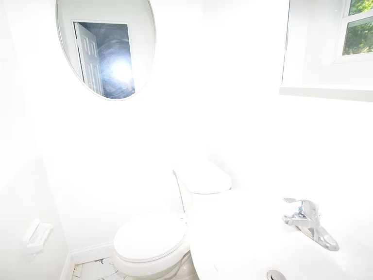 2637 Healy Dr — Photo 21