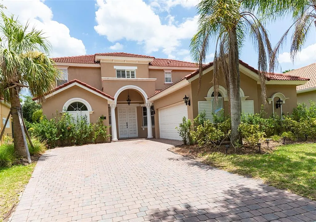4 bed, 2.5 bath, 2500 sqft, $3,600 — Photo 3