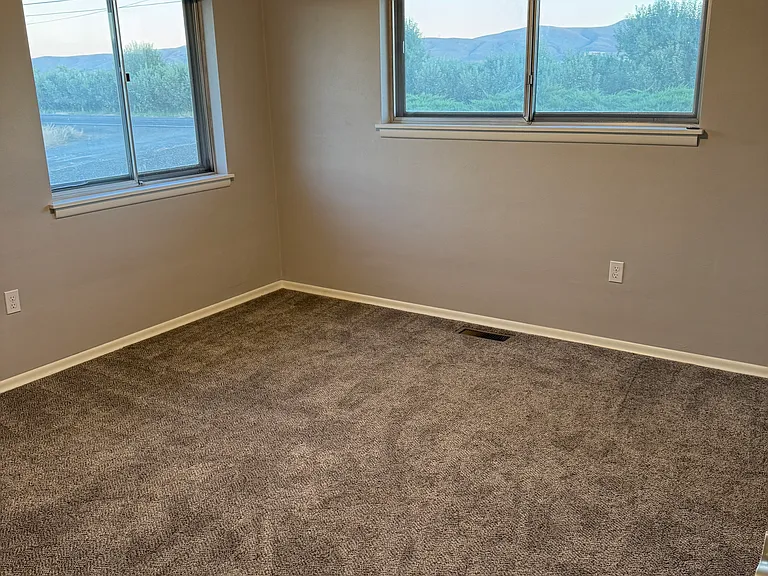 7809 Zier Rd — Photo 9