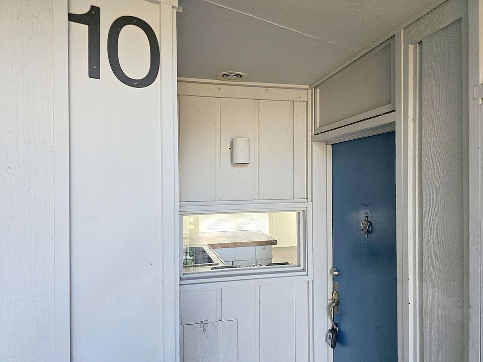 1st image of 8211 Katy Fwy APT 10