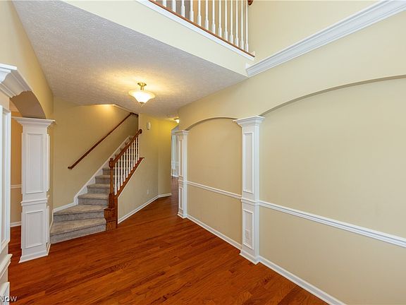 2nd image of 1064 Morning Glory Dr