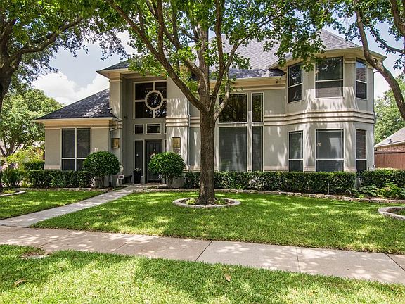 2nd image of 3601 Crownhill Dr
