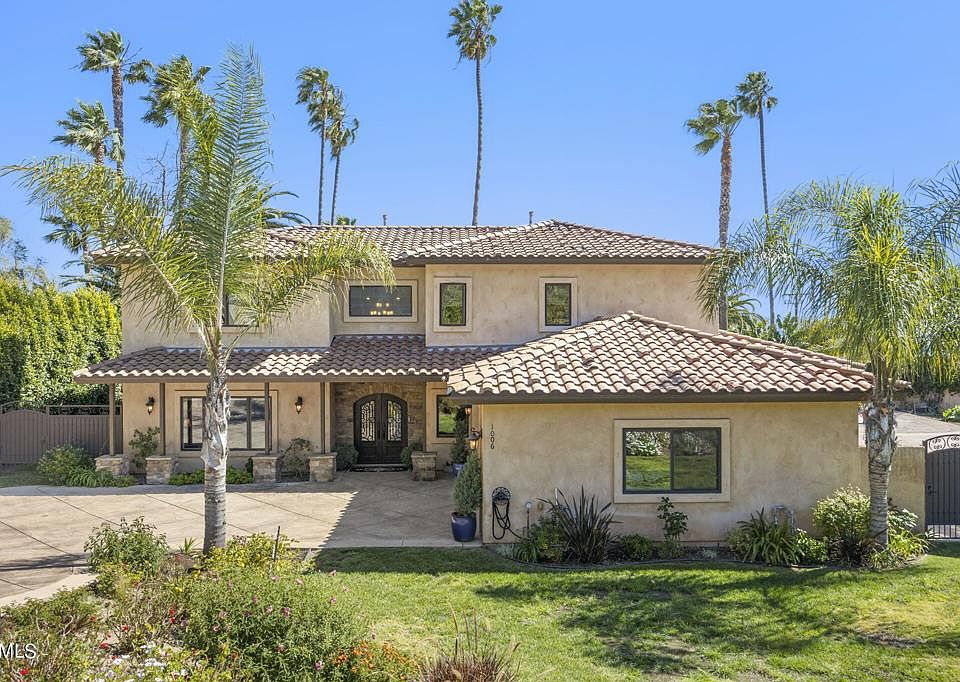 1st image of 1006 Mesa Dr