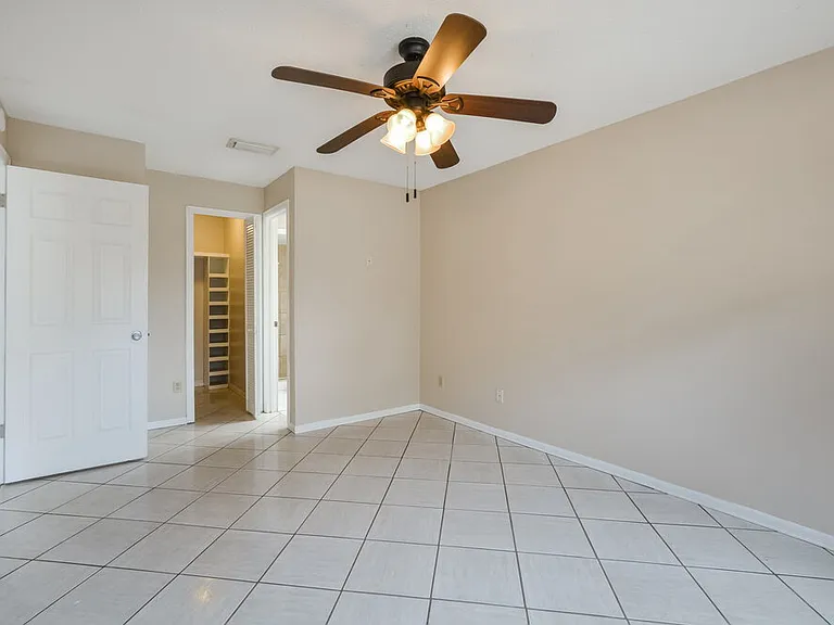 2726 Carlisle Ave — Photo 9