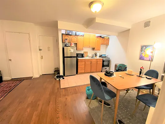 Rented by Douglas Elliman | media 15