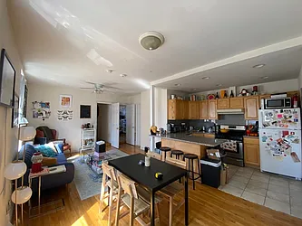 Rented by R New York