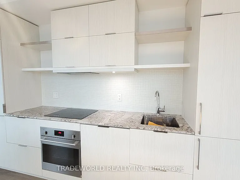 197 Yonge St #2909 — Photo 10