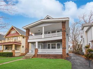 1304 W 105th St, Cleveland, OH 44102