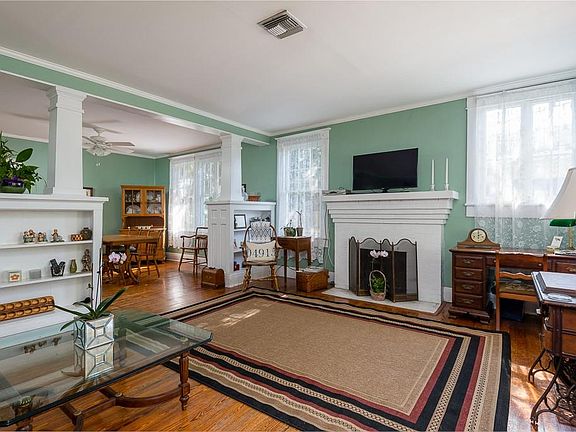 5th image of 2109 W Southview Ave