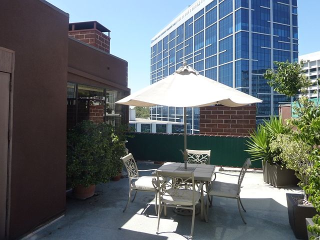 Private Roof top Deck