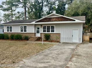 905 Belleview Cir W, Beaufort, SC 29902