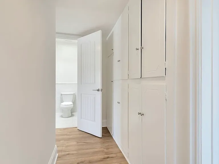 929 S Bedford St #302 — Photo 24