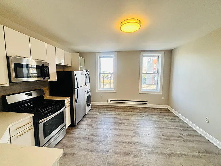 6615 Broadway #D1 — Photo 3