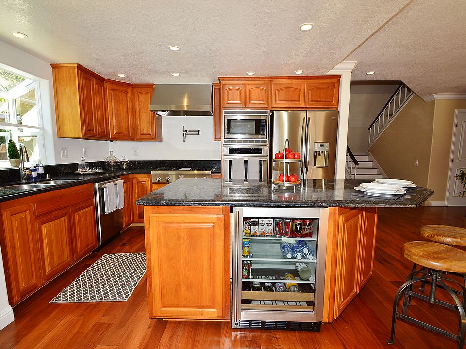 1st image of 5685 Paseo Navarro