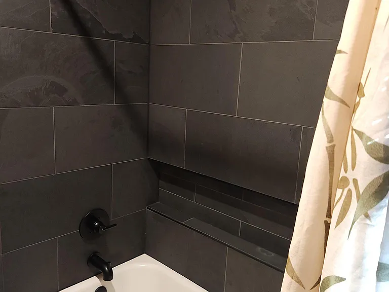 Full Bath - Main Floor