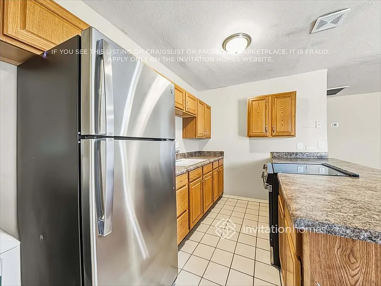 3520 W Lawrence Rd — Photo 10