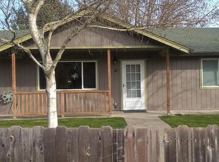 15 Humanity Way, Grants Pass, OR 97526