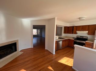 11 Lynn Manor Ct, Rockville, MD 20850