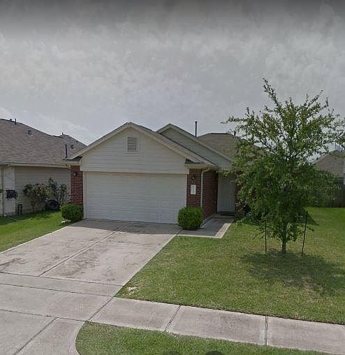2nd image of 19135 Canaras Ct