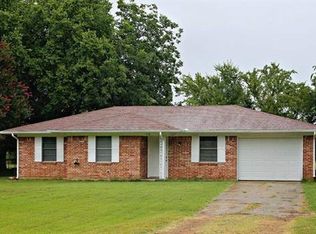 370 Fm 906 E, Powderly, TX 75473