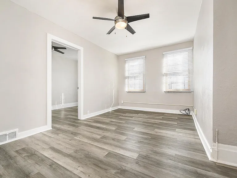 1811 Harcum Way — Photo 15