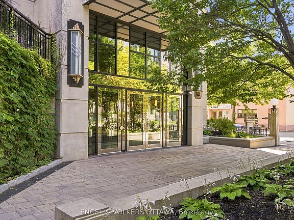 2nd image of 245 Kent St #1009