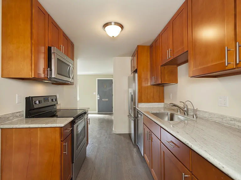 70th Street Apartments - Located in Central Ballard — Photo 12