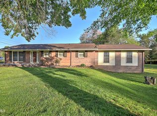 2856 Watauga Rd, Johnson City, TN 37601