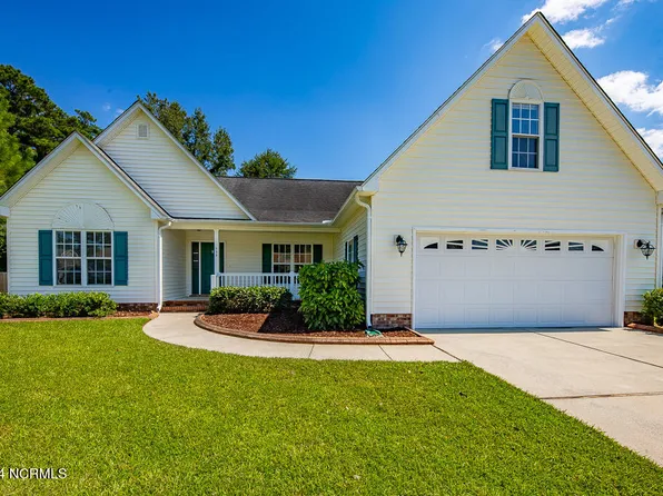 105 Croatan Woods Drive, New Bern, NC 28562