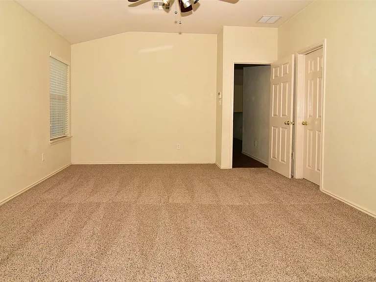 3305 Stonewall Dr — Photo 13