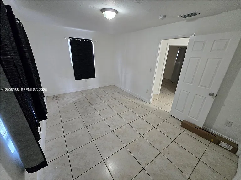 11800 SW 216th St — Photo 7