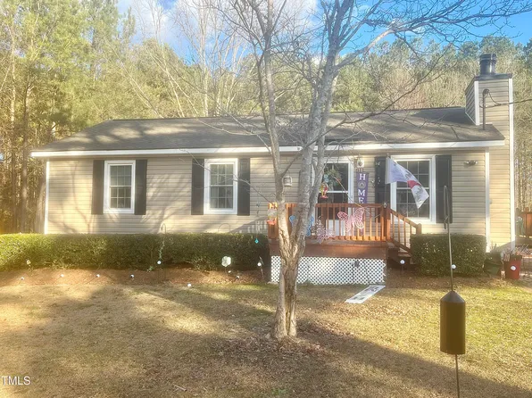 811 Cheves Rd, Zebulon, NC 27597