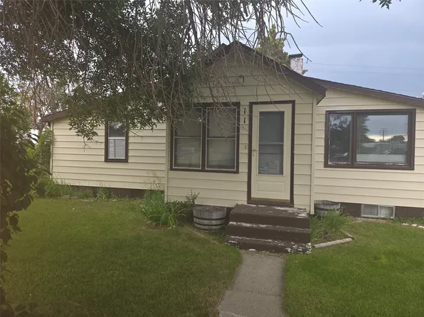 118 1st St N, Stanford, MT 59479