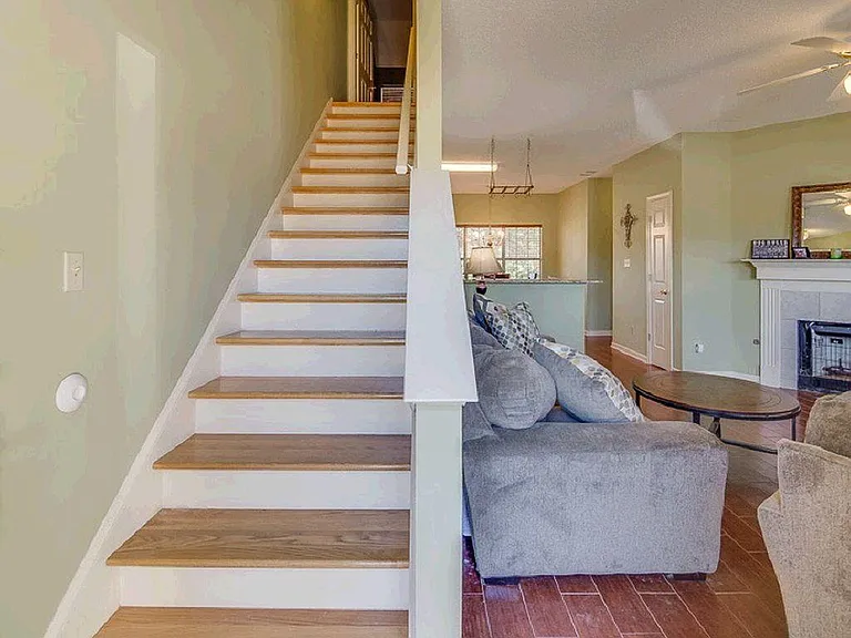 7814 Brady Hollow Cv — Photo 20