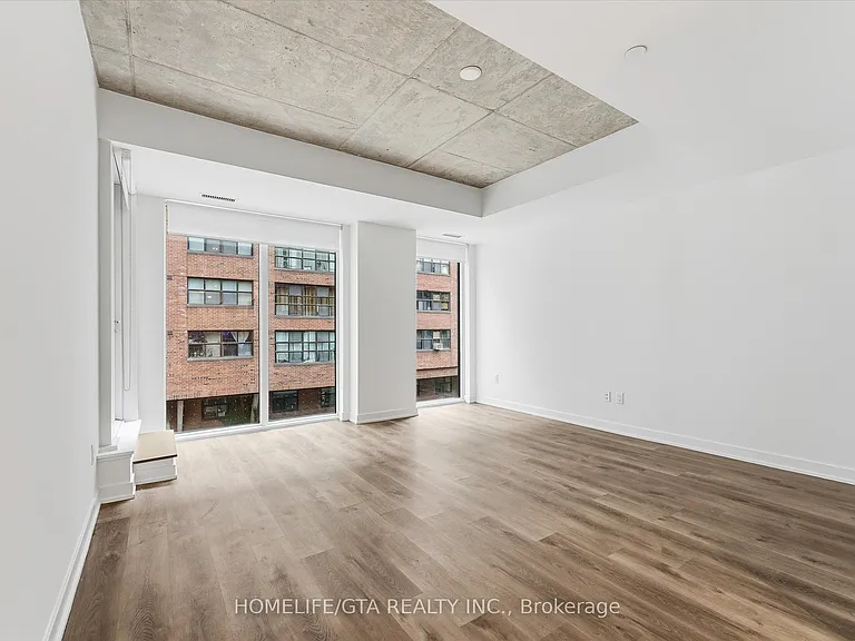 65 Mutual St #309 — Photo 14