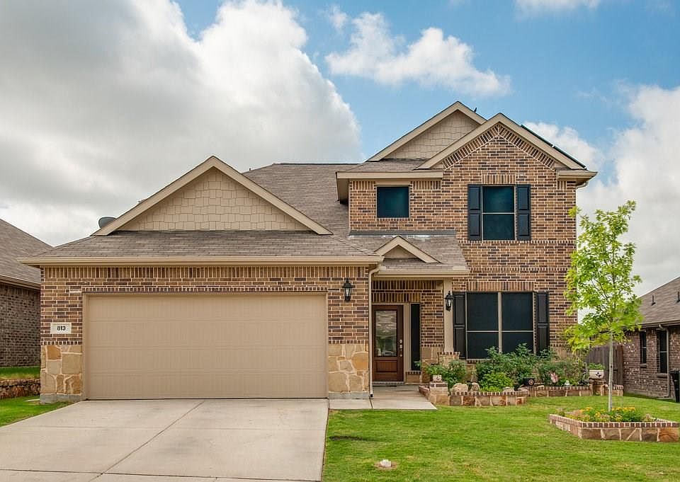 1st image of 813 Skytop Dr
