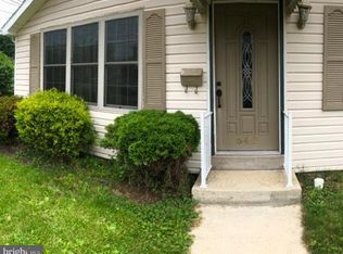 640 Hollywell Ave, Chambersburg, PA 17201