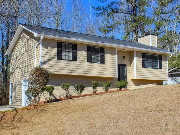 2968 Tara Woods Dr, Douglasville, GA 30135