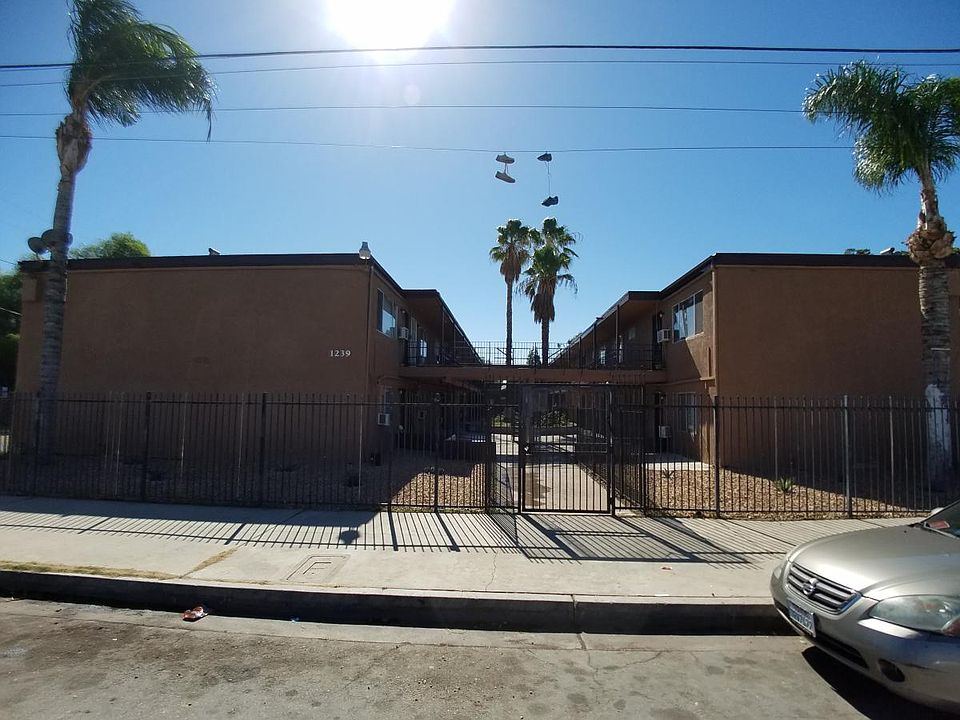 1st image of 1239 W 14th St APT 1