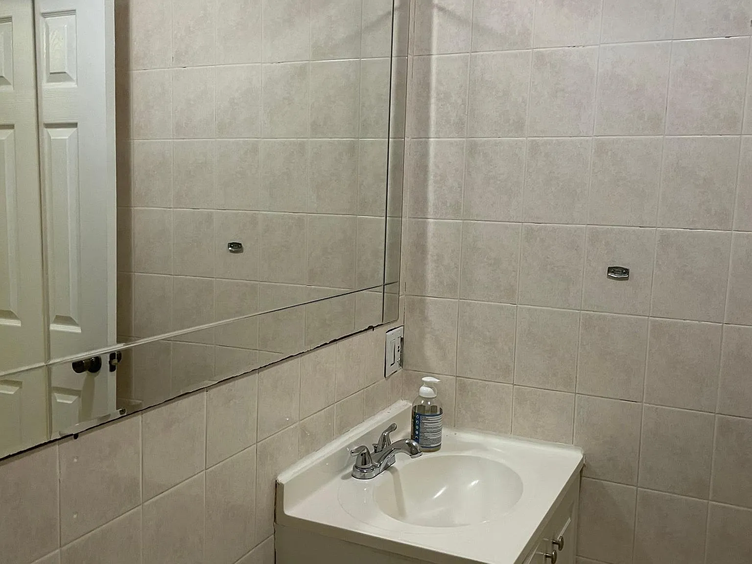 38 Pebble Ln — Photo 4