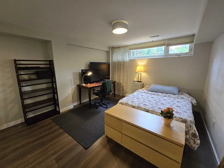 25 Santa Barbara Rd — Photo 2