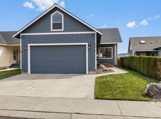 3826 SW Sam Snead Ct, Redmond, OR 97756